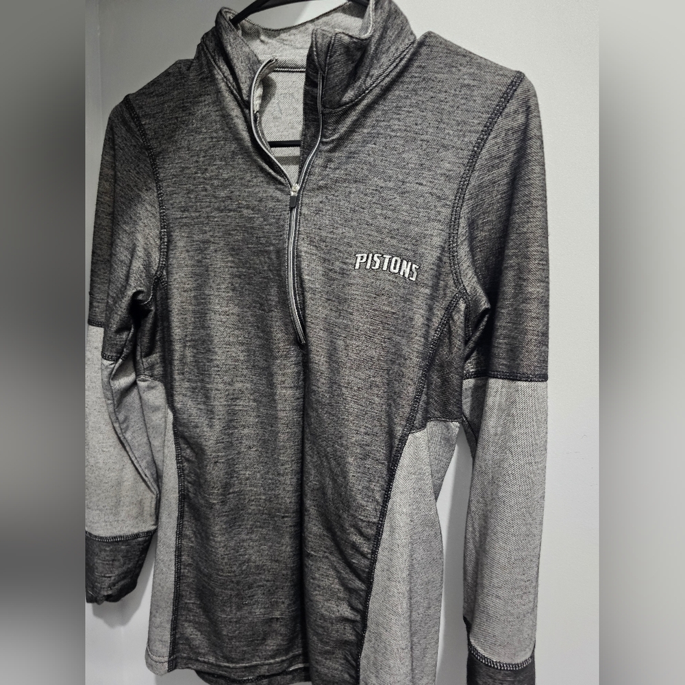 🏀 Gray Pistons Zip Pullover